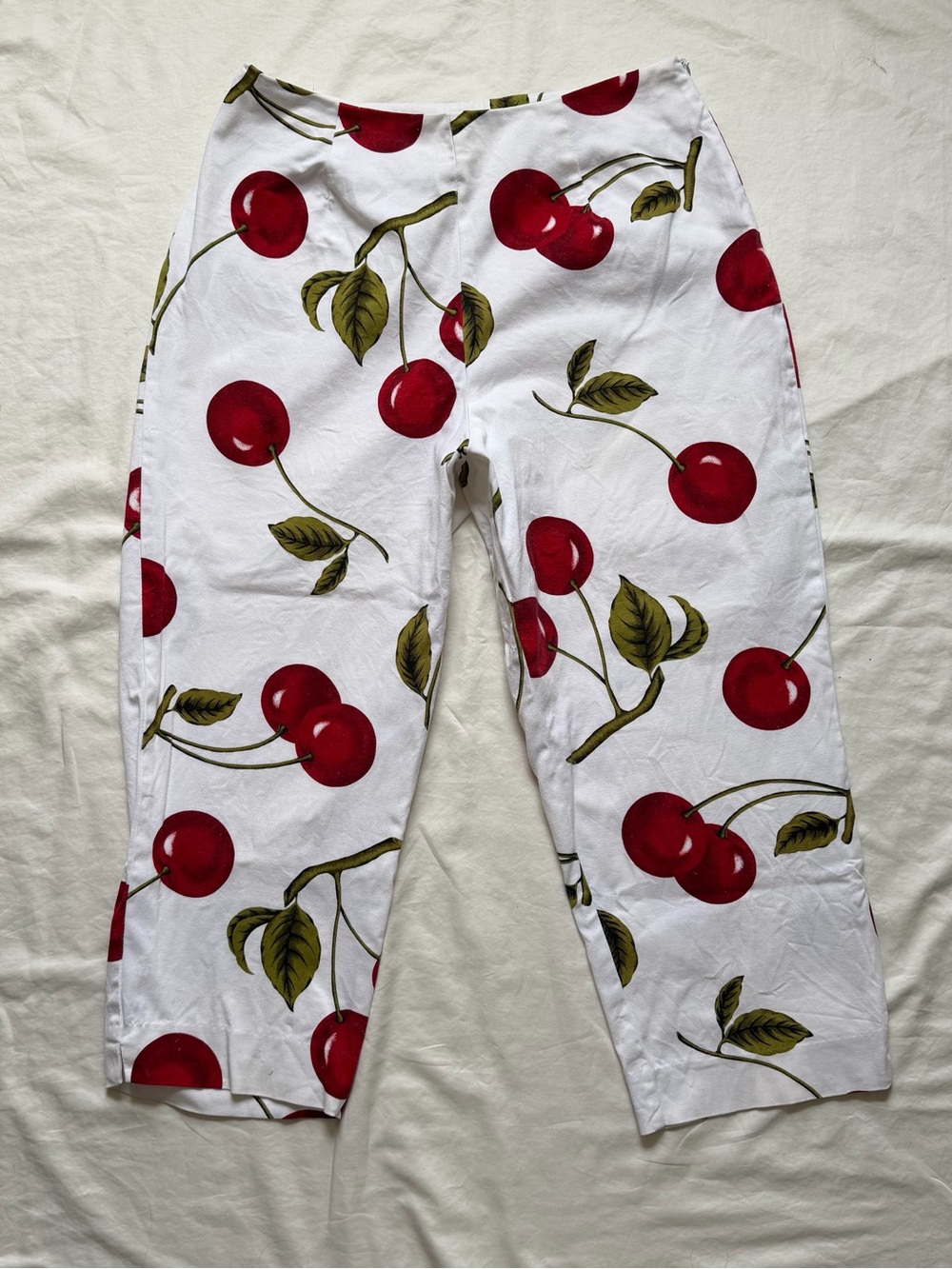 Vintage 90s Briggs Cherry Print Capris